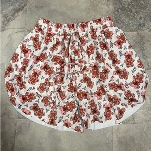 The Magic Box gingerbread shorts